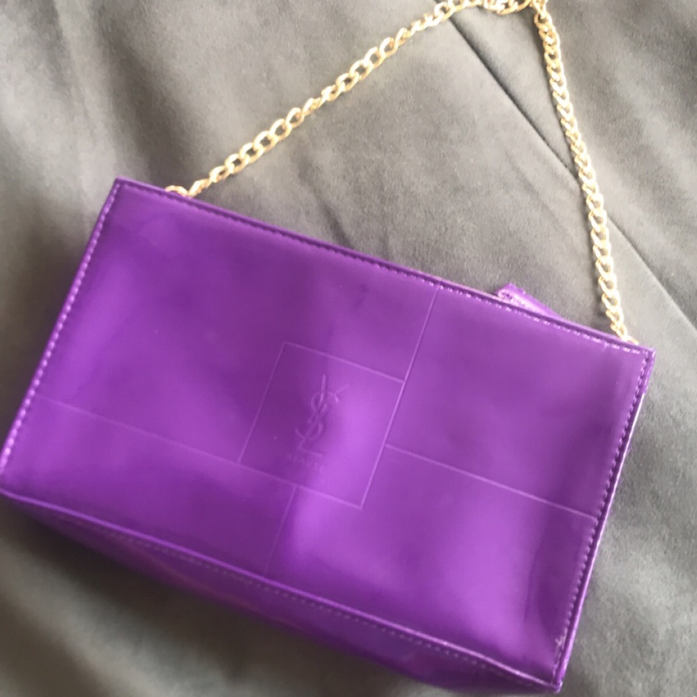 SAINT LAURENT BEAUTY POUCH ON CHAIN